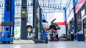 法定整備って?必要性や費用を解説!整備された車両で安全なドライブを