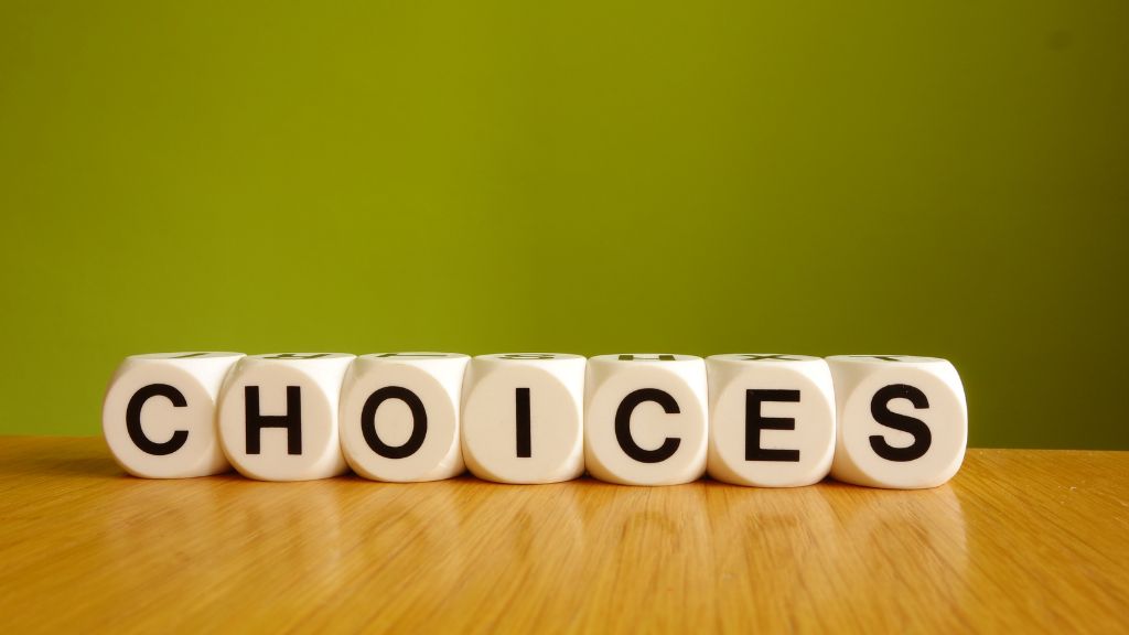 タッチペン・スプレーに失敗したら、どの業者に依頼する？