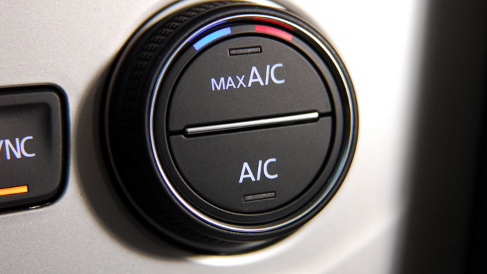 暖房は「AC」ボタンをつけなくてもよい