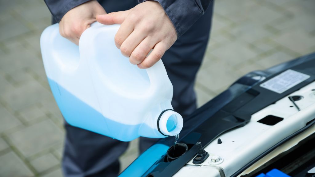 冷却水の有無を確認して！オーバーヒートの可能性も