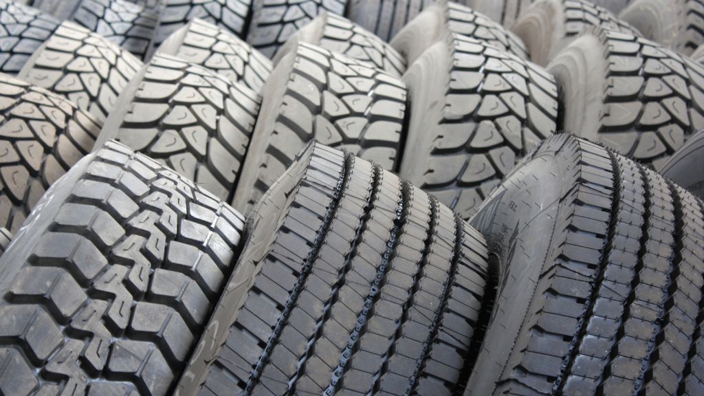 タイヤの保管で避けたい場所とは?屋外はNG?