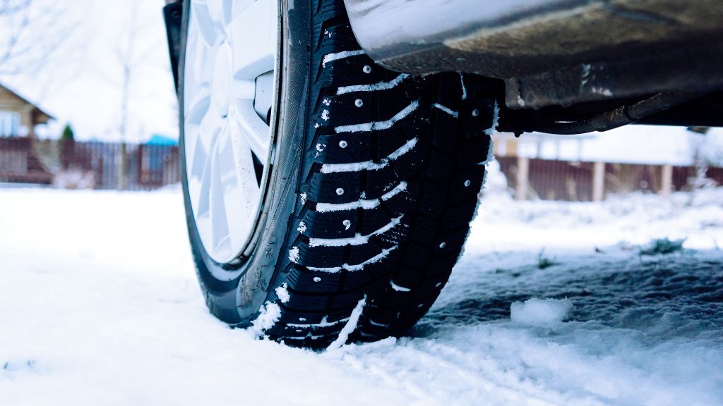 スタッドレスが必要な地域とは？関東・茨城での必要性や「いつから？」など疑問に回答