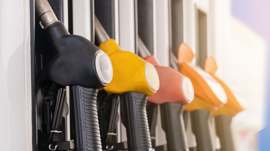 まとめ│個人でできる対策でガソリン代の負担を減らそう