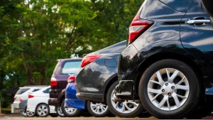 青空駐車でもコーティングする5つのメリット解説│青空駐車の影響やコーティング後のお手入れ方法も紹介