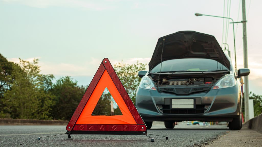 「通すだけ（最低限の整備）車検」のリスク